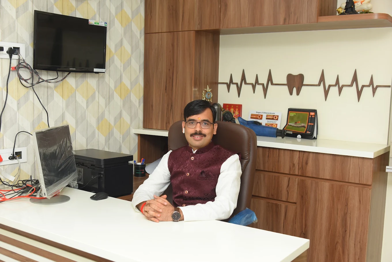 Dr. Chandrakant Upadhyay consulting